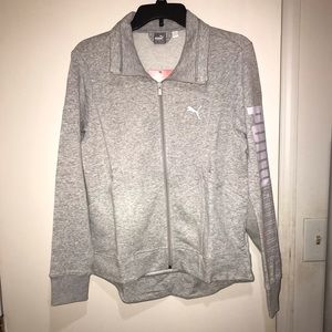 NWT. Puma Sweatshirt
